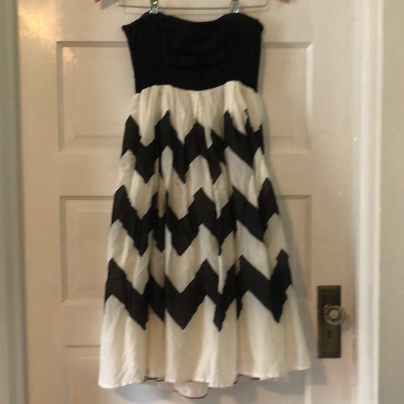 Anthropologie / Liefnotes Black and White Chevron Strapless Party Dress sz 0 - Picture 3 of 9